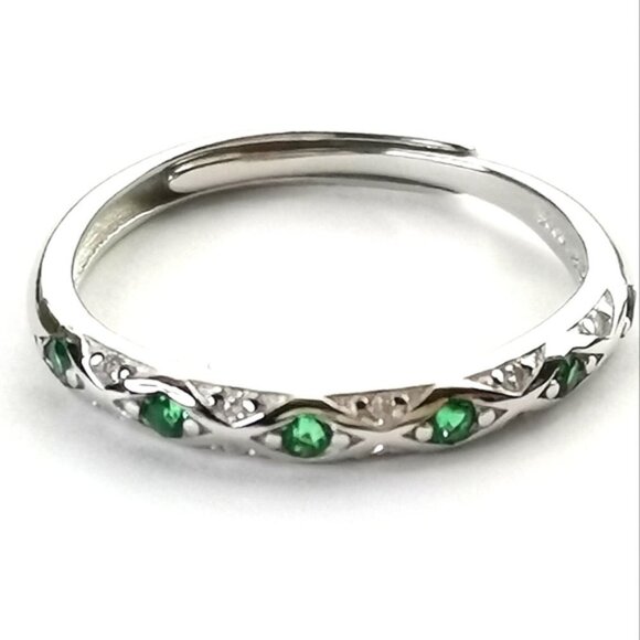 Emerald green CZ stacking ring size 7 in Sterling Silver adjustable - Picture 2 of 3
